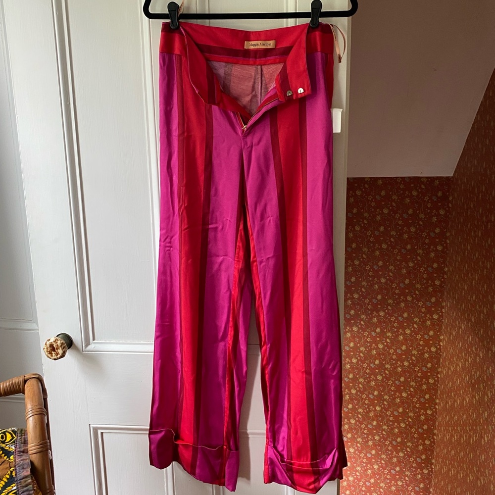 Like new Maggie Marilyn trousers